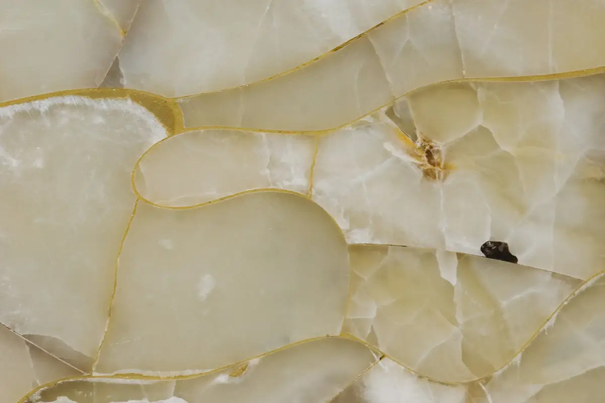Cream Onyx slab